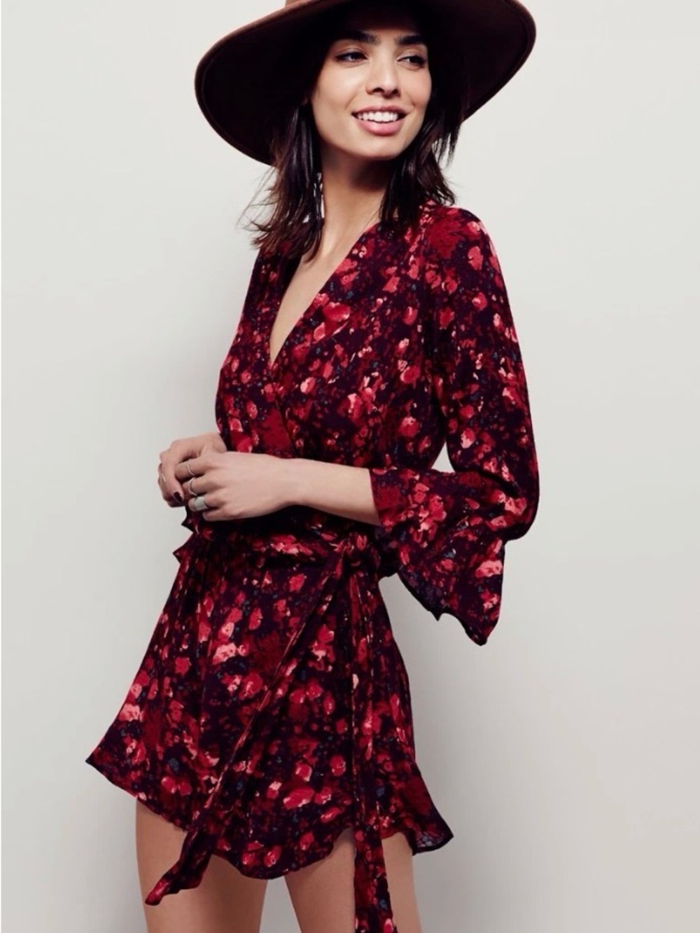 FREE PEOPLE ALL THE RIGHT RUFFLES FLORAL 3/4 SLEEVE ROMPER, Size M, EUC